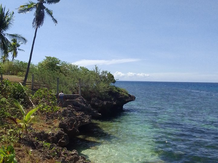 Beach cliff located at san francisco camotes island cebu 3,000 sq mtr.