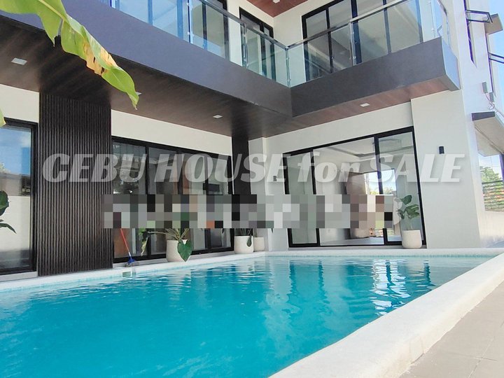 4 Bedroom House with Swimming Pool for Sale in Cebu Royale Consolacion