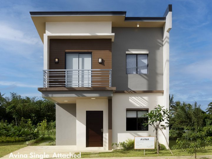 4-bedroom Single Detached House For Sale in Alaminos Laguna