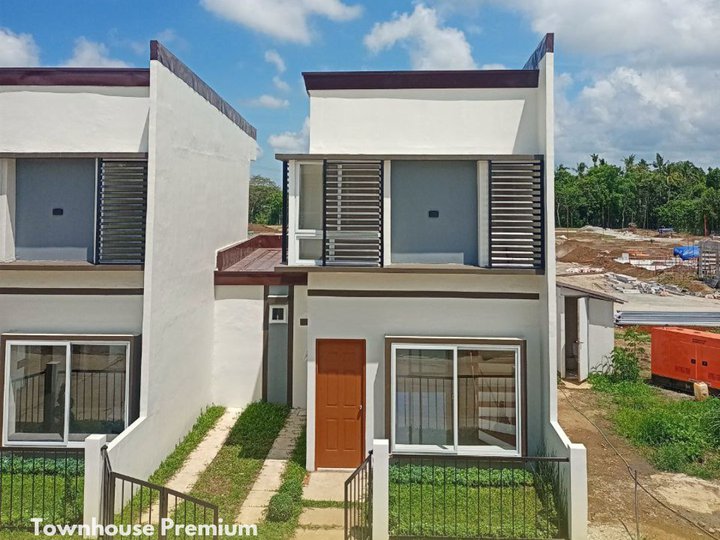 3 Bedroom  Townhouse for sale in Lipa Batangas Single Attached look a like