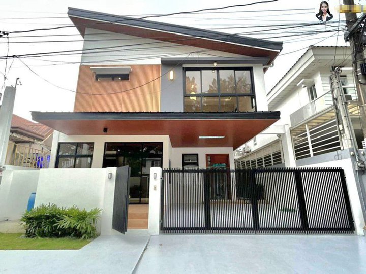 6-bedroom Single Detached House For Sale in Antipolo Rizal