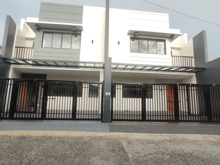 Brandnew 4-bedroom House For Sale in BF Resort Las Pinas Metro Manila