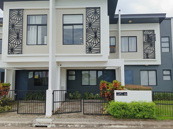 Townhouse in batulao batangas