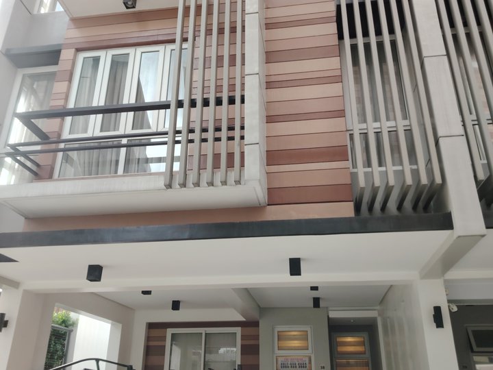 RFO Brand New Townhouse in Qc near in Sm Cherry Fooderama Congressional