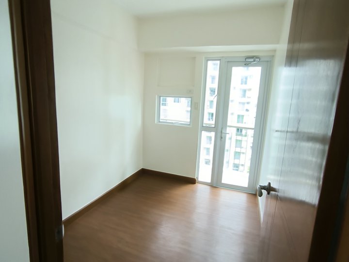 Pet-Friendly Ready For Occupancy 38.50 sqm 2-bedroom Residential Condo For Sale in Manila Bay Pasay