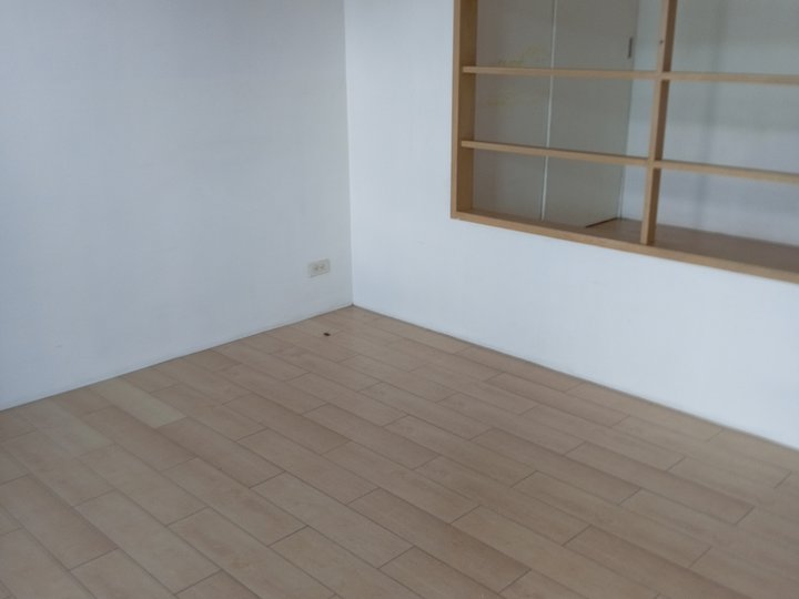 Affordable 1 BR Office  Condo For Rent in QC