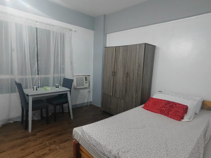 Affordable condo for Rent php 15k Manila Rivercity Sta ana Manila