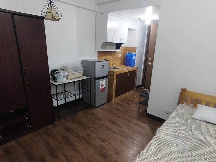 Studio type semi furnished for Rent in Sta ana Manila php 13k