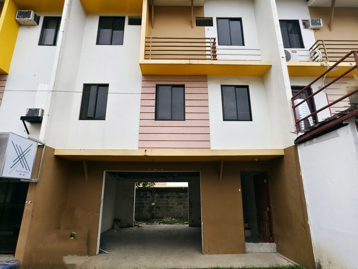 Pre-Owned 4-bedroom House and Lot For Sale in Ajoya Subdivision, Cordova Cebu