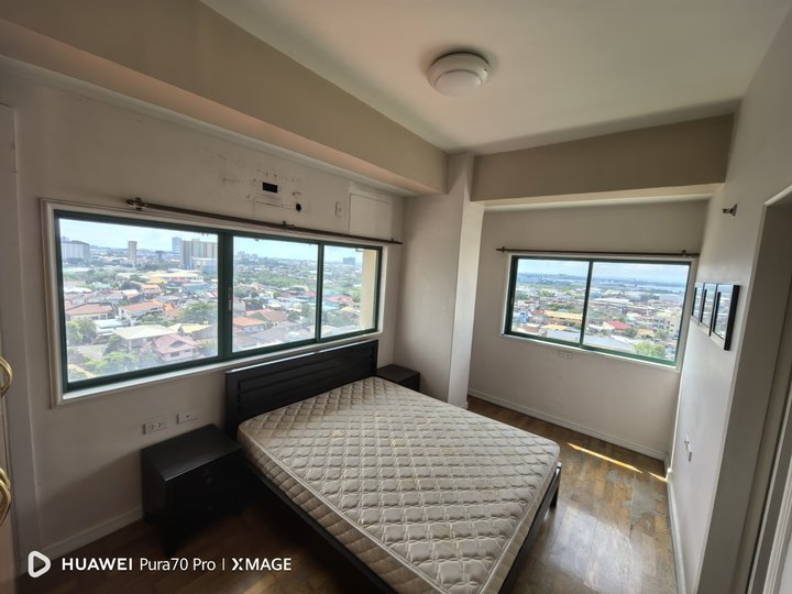 East Aurora Tower 2BR Corner 80sqm Parking Furnished Mabolo