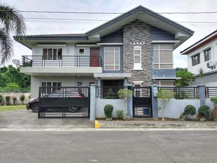 Pre-Owned 4-bedroom Single Detached House For Sale in Silang Cavite