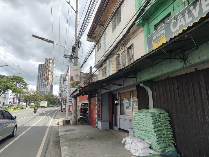 Income Generating Commercial Property along Congressional Avenue