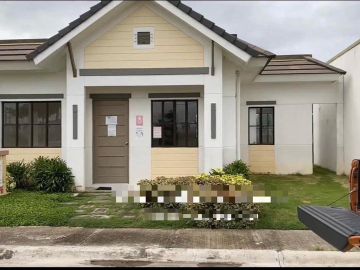 Walnut Bungalow house ready for occupancy 3-bedrooms single attanched CLEAN TITLE