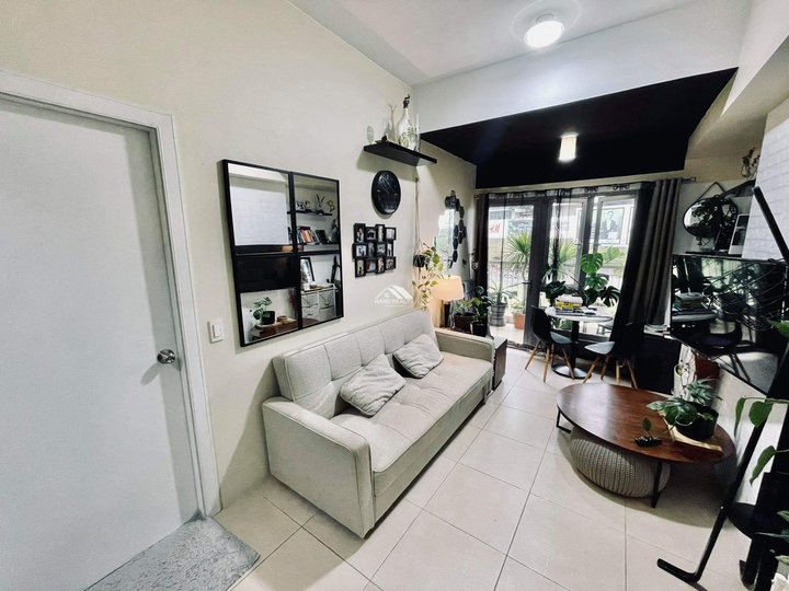 1 Bedroom Drive Up Condo Unit for Sale in BGC, The Fort