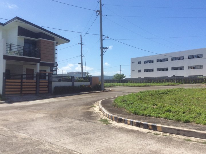 175 sq.m Residential CORNER LOT in PONTE VERDE DE SANTO TOMAS BATANGAS