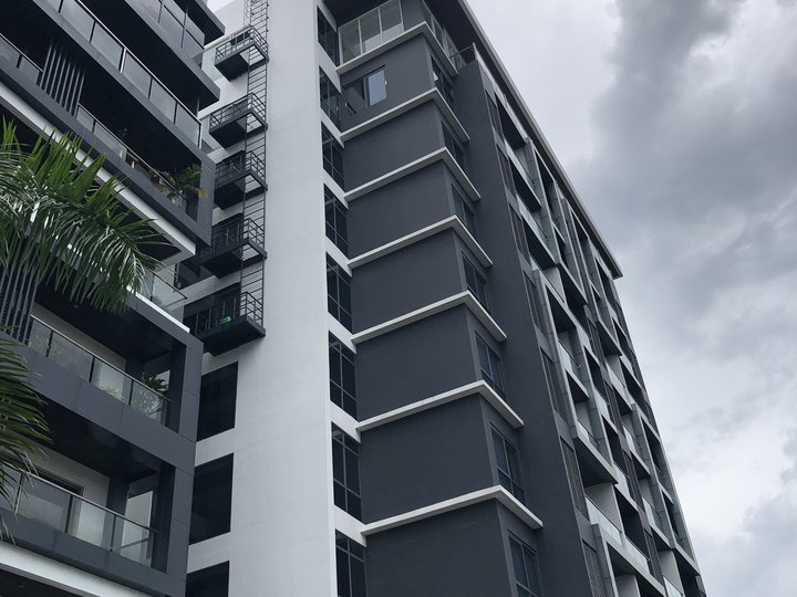 1-bedroom Residential Condo For Sale in Zeppelin Suites Angeles City Pampanga