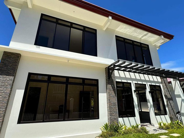 5Bedroom Brand New House & Lot in Sun Valley Antipolo