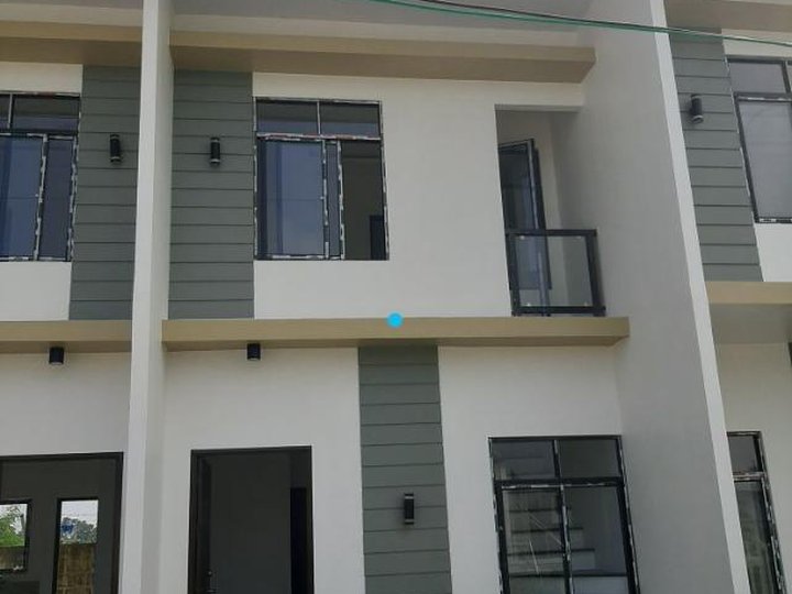 Pasalo 2-bedroom Townhouse For Sale in Magalang, Pampanga near Clark Airport