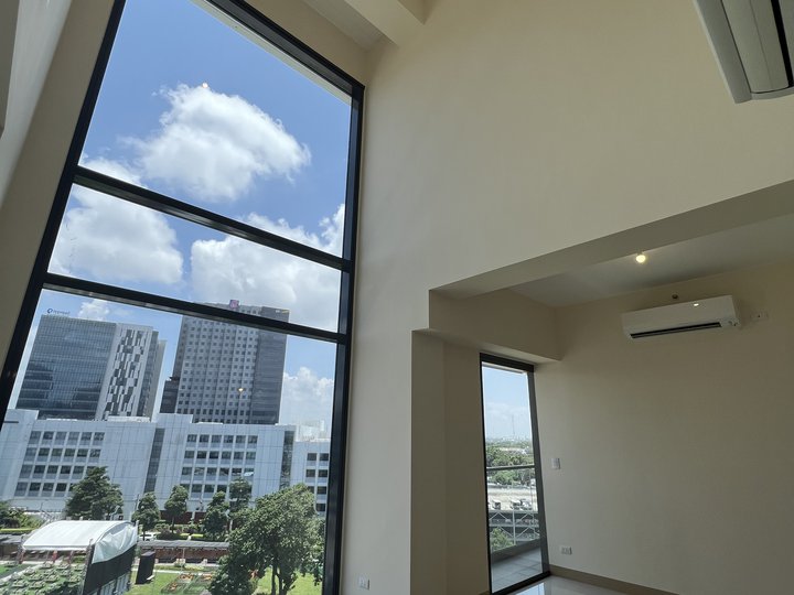 For Sale 3 Bedroom Rent to Own Condo with FREE parking in Albany Yorkshire BGC