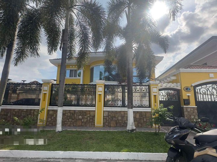 House and Lot NEAR CLARK and Fil-Am Friendship Highway