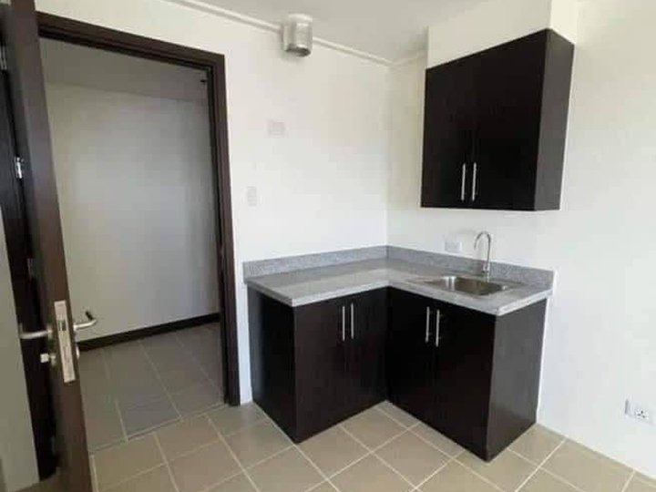 46.82 sqm 2-bedroom Residential Condo For Sale in Manila