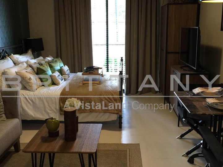 Condo for sale at tagaytay crosswinds