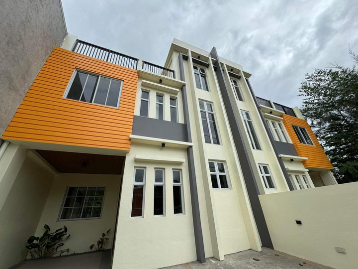 4BR House & Lot for Sale in Antipolo Rizal w/ Roof Deck