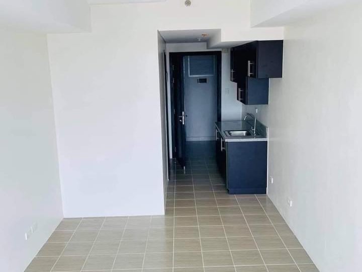 CASH/INSTALLMENT Condo in Pasig near Tiendesitas PET FRIENDLY