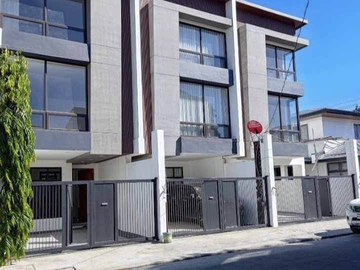 For Sale: 3 Storey Townhouse at AFPOVAI, Taguig City