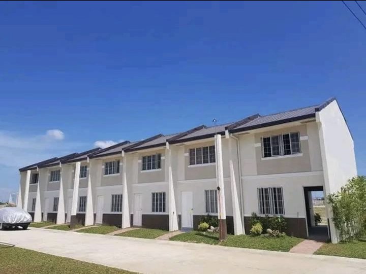 2 BEDROOM CORNER LOT TOWNHOUSE for Sale in Santa Ana Pampanga