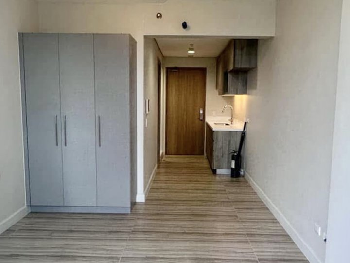 RFO Studio Unit - MAPLE at Verdant Towers
