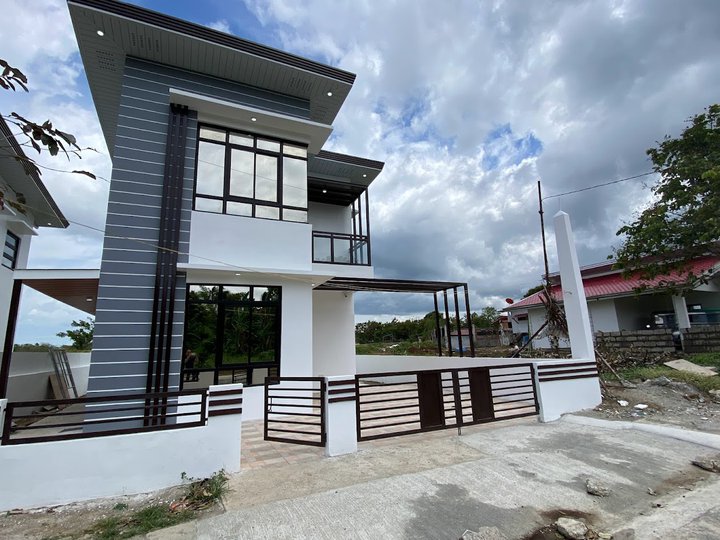 3 Bedroom House and Lot for sale in Padre Garcia Batangas near Lipa