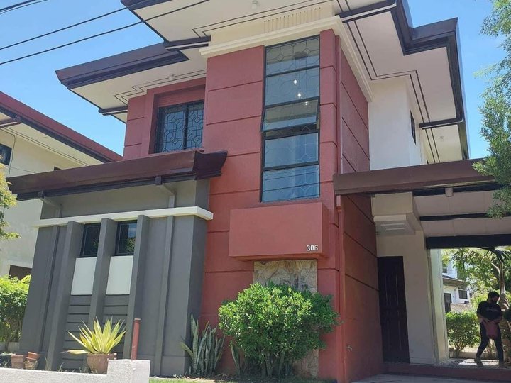 4-Bedroom Singel Attached House for Sale in Talisay City, Cebu