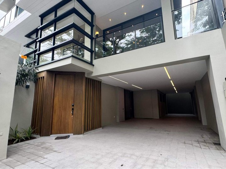 4BR Fully Furnished Duplex H&L for Sale nr P.Tuazon Cubao,QC