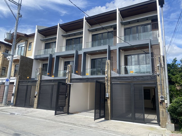 4 BEDROOM NEW TOWNHOUSE FOR SALE IN BRGY SIKATUNA VILLAGE, DILIMAN QUEZON CITY