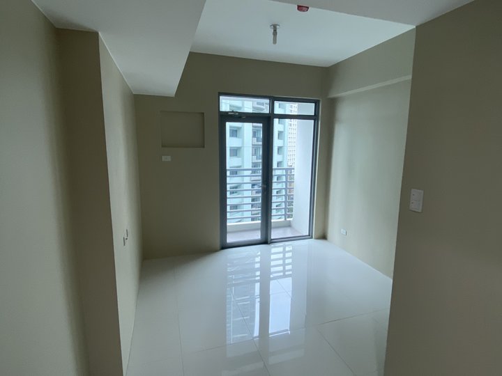 22.42 sqm Studio Condo For Sale in Makati Metro Manila