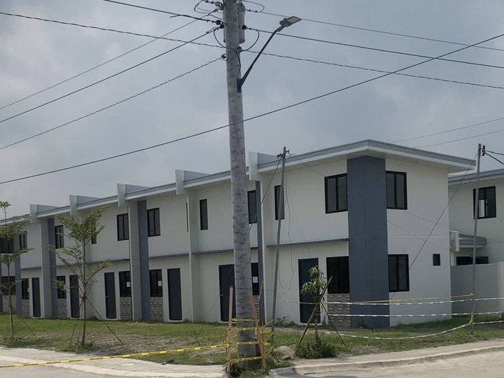 Ready for occupancy loft type design for sale in Mabalacat Pampanga