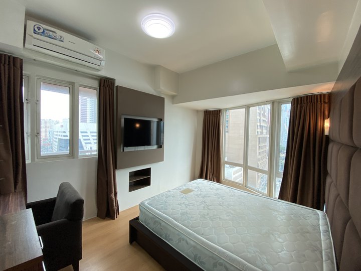 Pre-Owned 55.50 sqm 2-bedroom Residential Condo For Sale