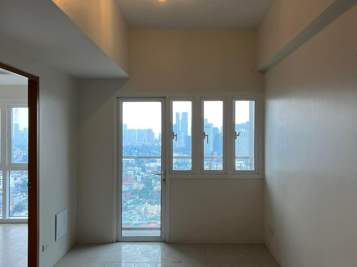 1BR MADISON PARK WEST FOR SALE IN BGC, TAGUIG