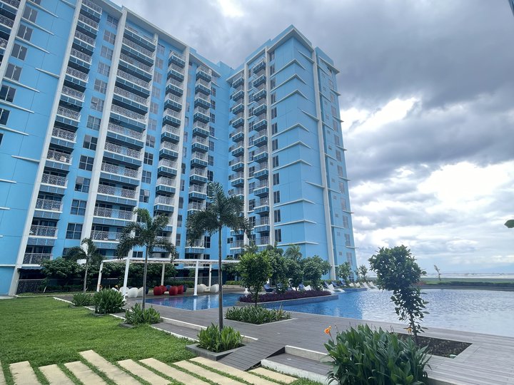 81.50 sqm 2-bedroom Condo For Sale in  E-city Paranaque near Okada