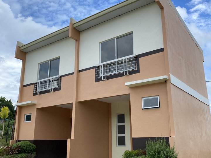 Discounted 2-bedroom Townhouse For Sale in Batangas