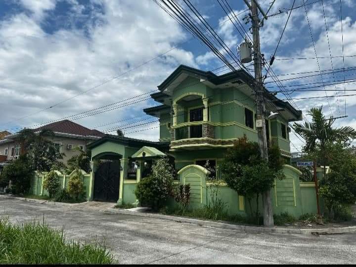 5 Bedrooms 4 Toilet and Bath For Rent House in Angeles City