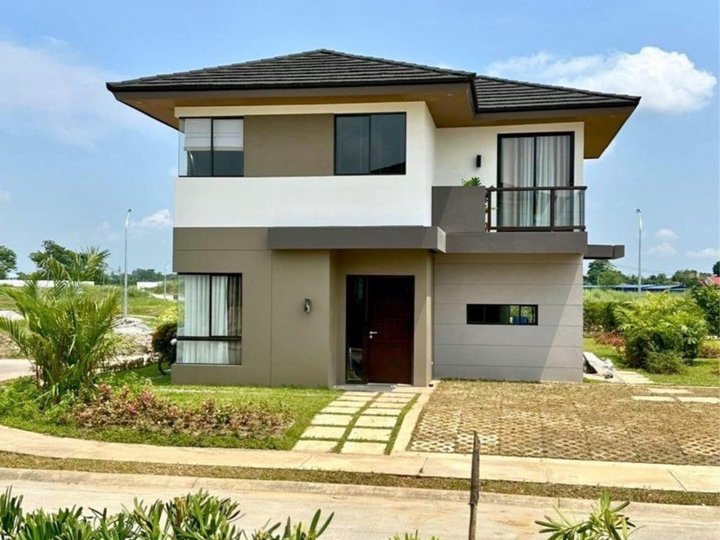 Premium 3 Bedroom & 2 Bath Single Detached House For Sale in Angeles Pampanga