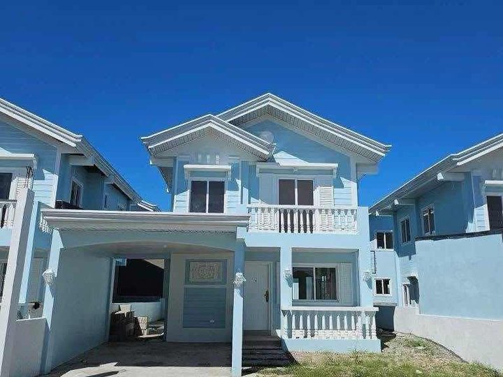 FOR SALE READY FOR OCCUPANCY SINGLE DETACHED TWO STOREY HOUSE IN ANGELES CITY NEAR CLARK