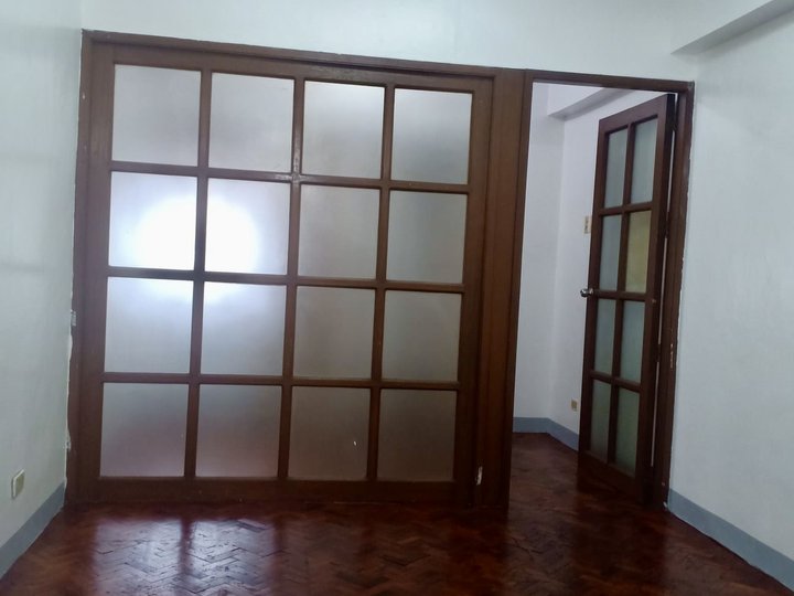 1-bedroom Condo with Balcony For Sale in Cityland Vito Cruz Tower 1, Manila