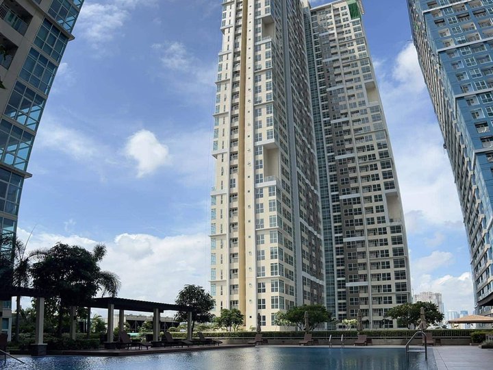 Times Square West (assume balance) - 1BR 39 sqm with parking