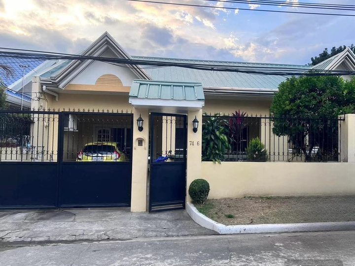 Classic Bungalow House in Angeles City near Clark and Korean Town