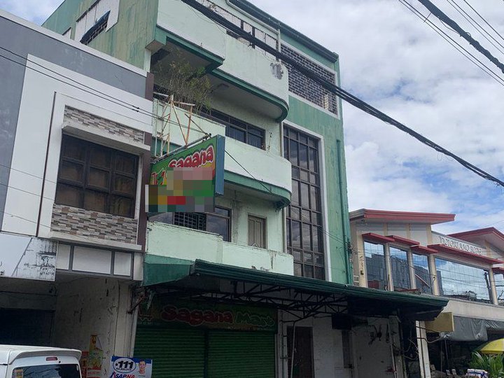 Lot for sale 3 story building