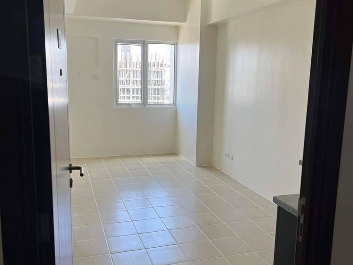 Near Manila Review Centers 15k Monthly PET FRIENDLY Condo in Sta.Mesa