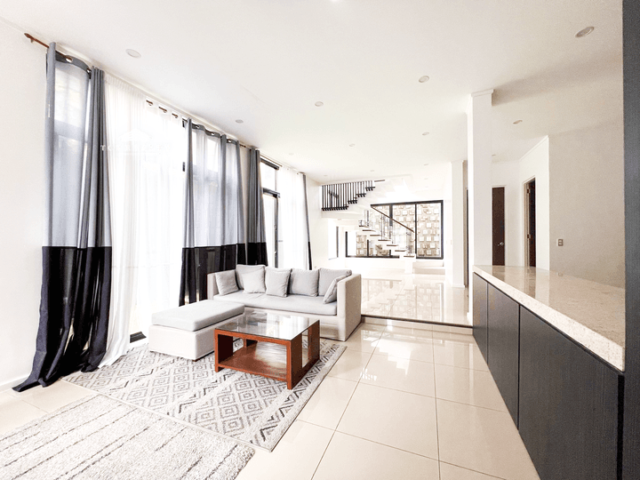 For Sale: 5-Bedroom 5BR House and Lot in BF Homes, Paranaque at NSHA BF Homes
